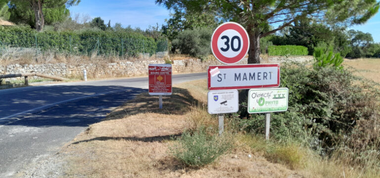 Entrée village Saint-Mamert-du-Gard