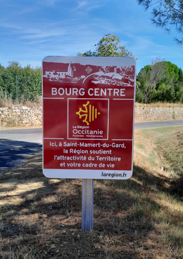 Panneau Bourg centre Saint-Mamert-du-Gard